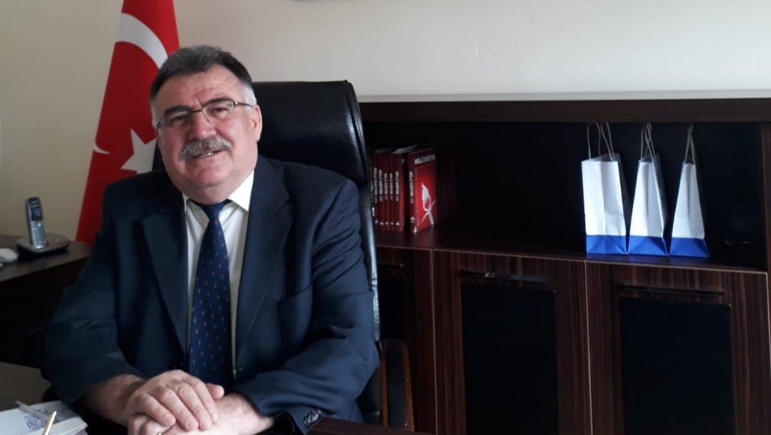 İlçe Milli Eğitim Müdürü Mahmut KÖMÜŞ'ün 29 Ekim Cumhuriyet Bayramı Kutlama Mesajı